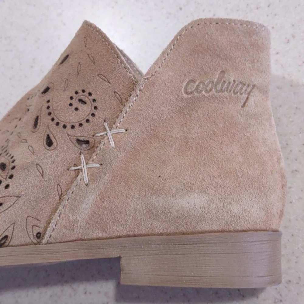 Coolway Tan Nelia Perforated Leather Side Zip Peep Toe Shoes Size 41/US 10 EUC - Picture 6 of 14